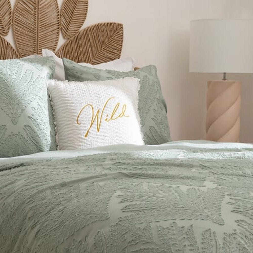 Alpha 55 Blanc Coussin brodé "Wild"