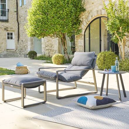 Alpha 55 Gris Graphite Fauteuil relax en tissu Lambinio avec repose-pieds gris graphite 72,5 × 151 × 69 cm