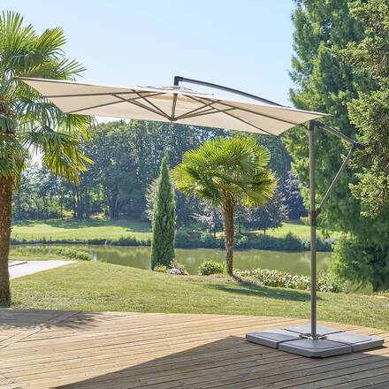 Alpha 55 Parasol déporté carré Manoa 242 × 242 × 240 cm