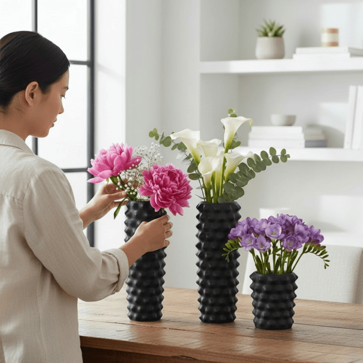 Alpha 55 Vase en céramique à picots décoratif design