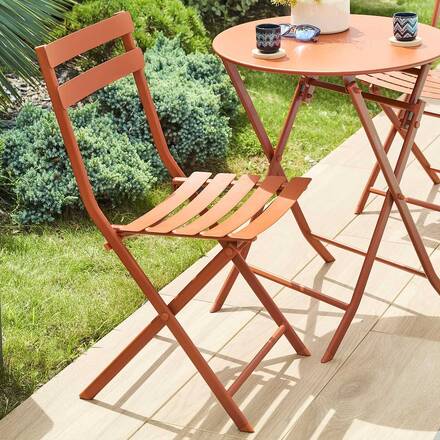 Alpha 55 Ambre Chaise de jardin pliante en métal ambre Hespéride 42 × 51 × 81 cm
