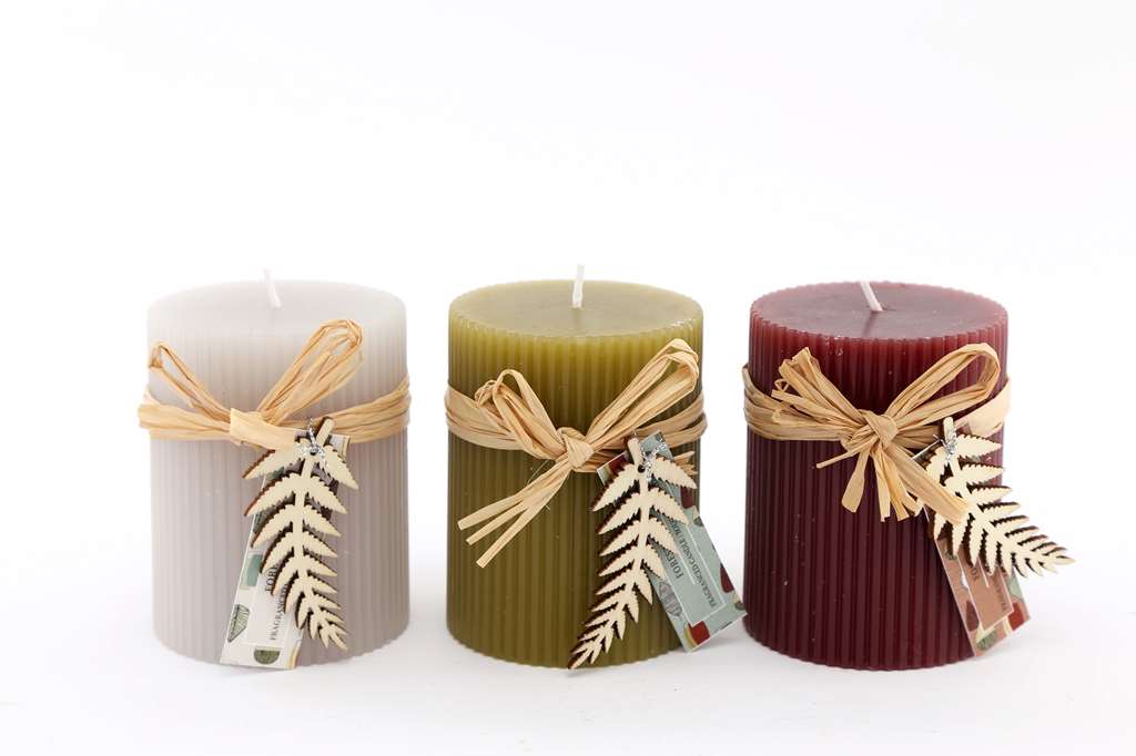 Bougie parfumé 274g nervure 7x9 cm, 3 couleurs assortis