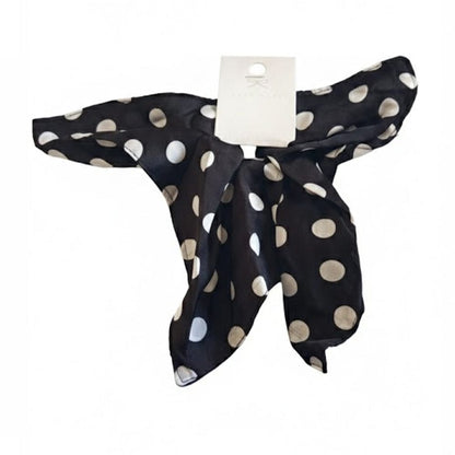 Alpha 55 Chouchou satin carré – Élégant et tendance