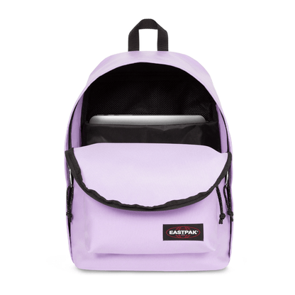 Alpha 55 Eastpak out of office glossy lilac