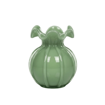 Alpha 55 Moyen Vase Corolle en Verre Vert – Élégance Naturelle