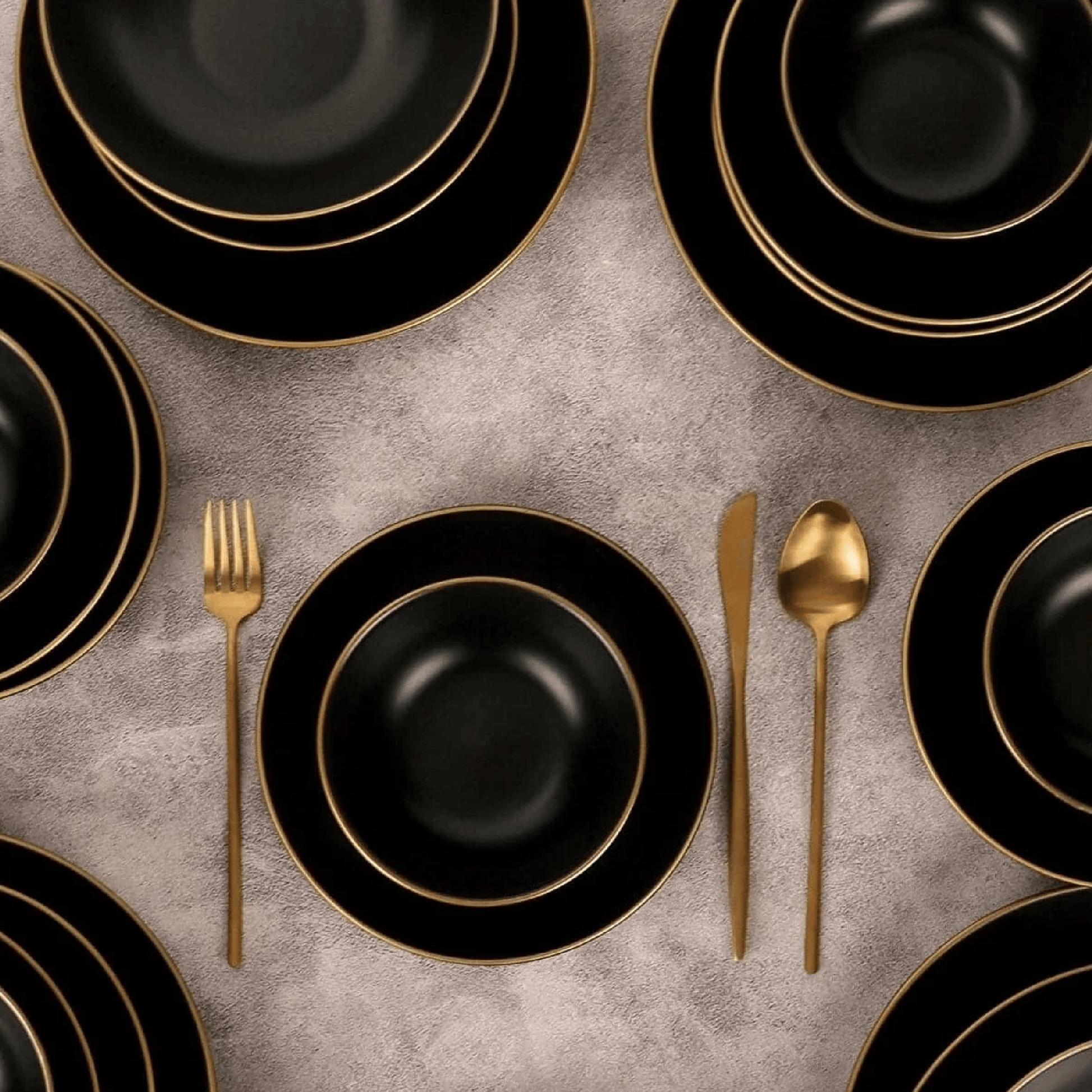 Alpha 55 Noir Service en Porcelaine 24 Pièces – Élégant & Durable
