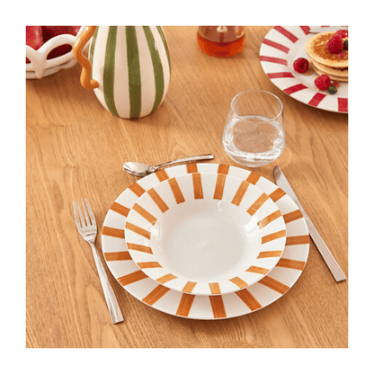 Alpha 55 Ocre Assiette creuse Chéri élégante et moderne