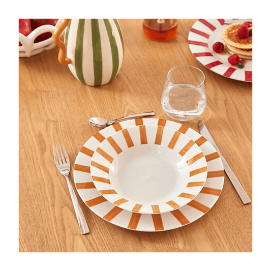 Alpha 55 Ocre Assiette creuse Chéri élégante et moderne