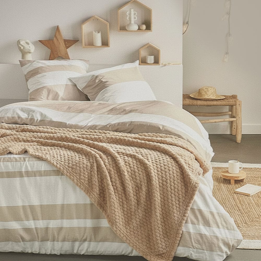 Alpha 55 Pack parure avec 2 taies + plaid ivoire – Douceur et élégance