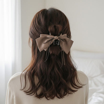 Alpha 55 Pince tissu satin fils strass – Accessoire cheveux chic