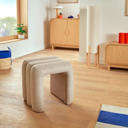 Alpha 55 Pouf Sisco en tissu argile – Confort et style