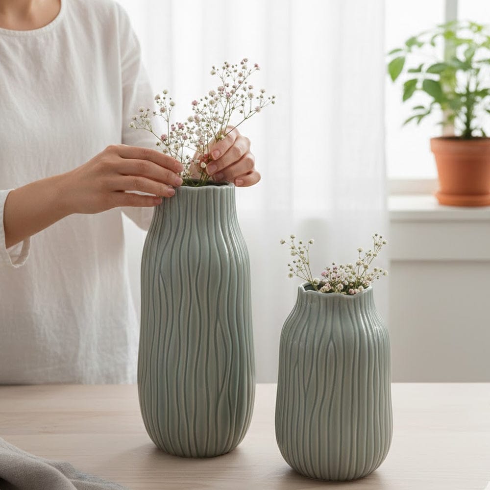 Alpha 55 Vase en céramique strié décoratif élégant