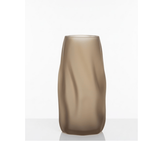 Alpha 55 Vase Organique Ondulé en Verre Taupe – Élégance Moderne