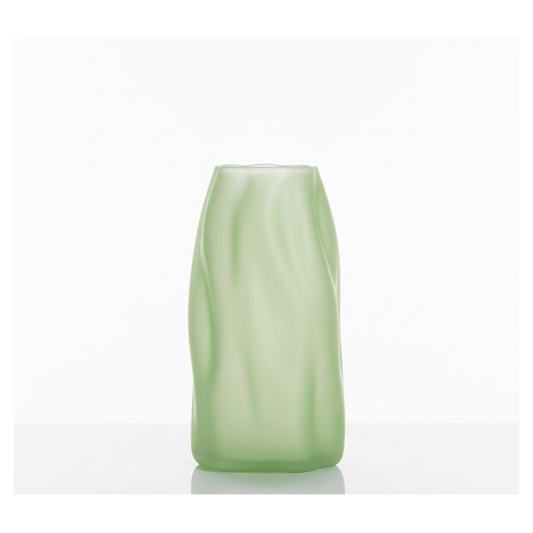 Alpha 55 Vase Organique Ondulé en Verre Vert – Design Naturel