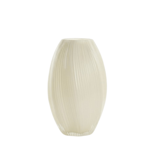 Alpha 55 Vase Ovale Nervuré en Verre Ivoire – Élégance Moderne