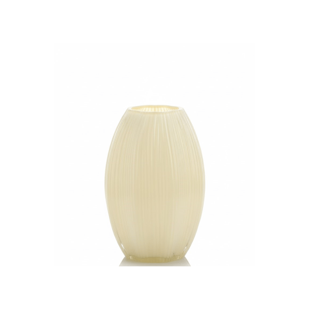 Alpha 55 Vase Ovale Nervuré en Verre Jaune – Style Moderne