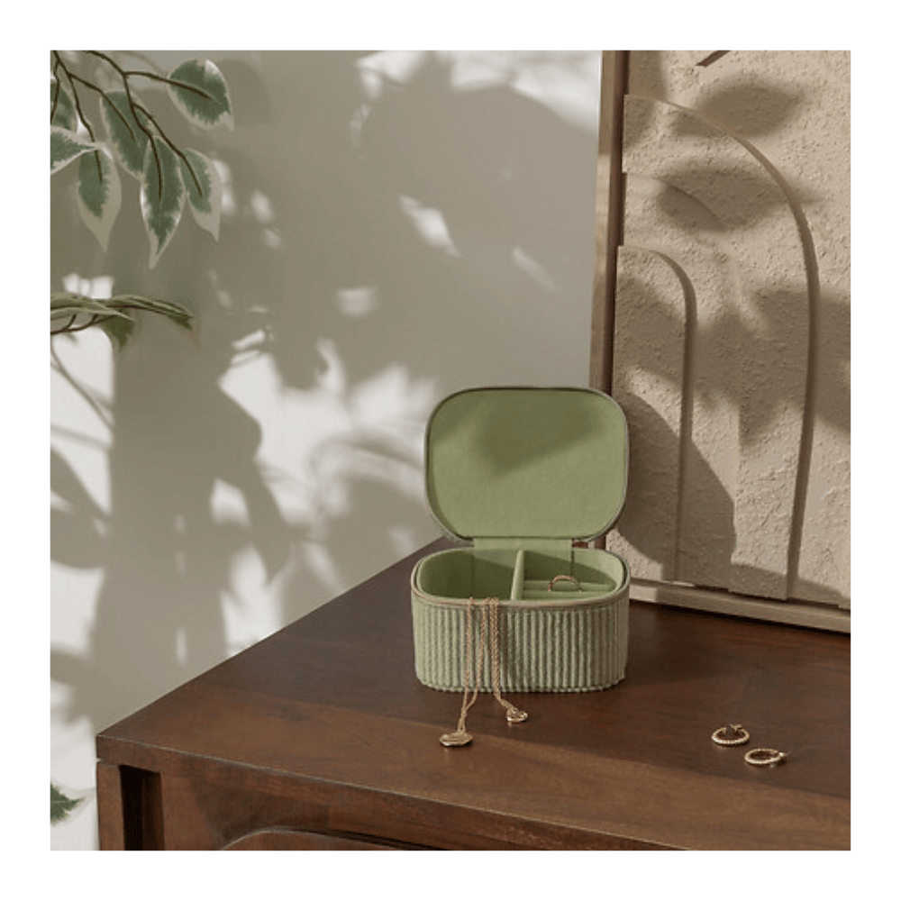 Alpha 55 Vert Kaki Boîte à Bijoux Enya Long 11 cm Velours Kaki