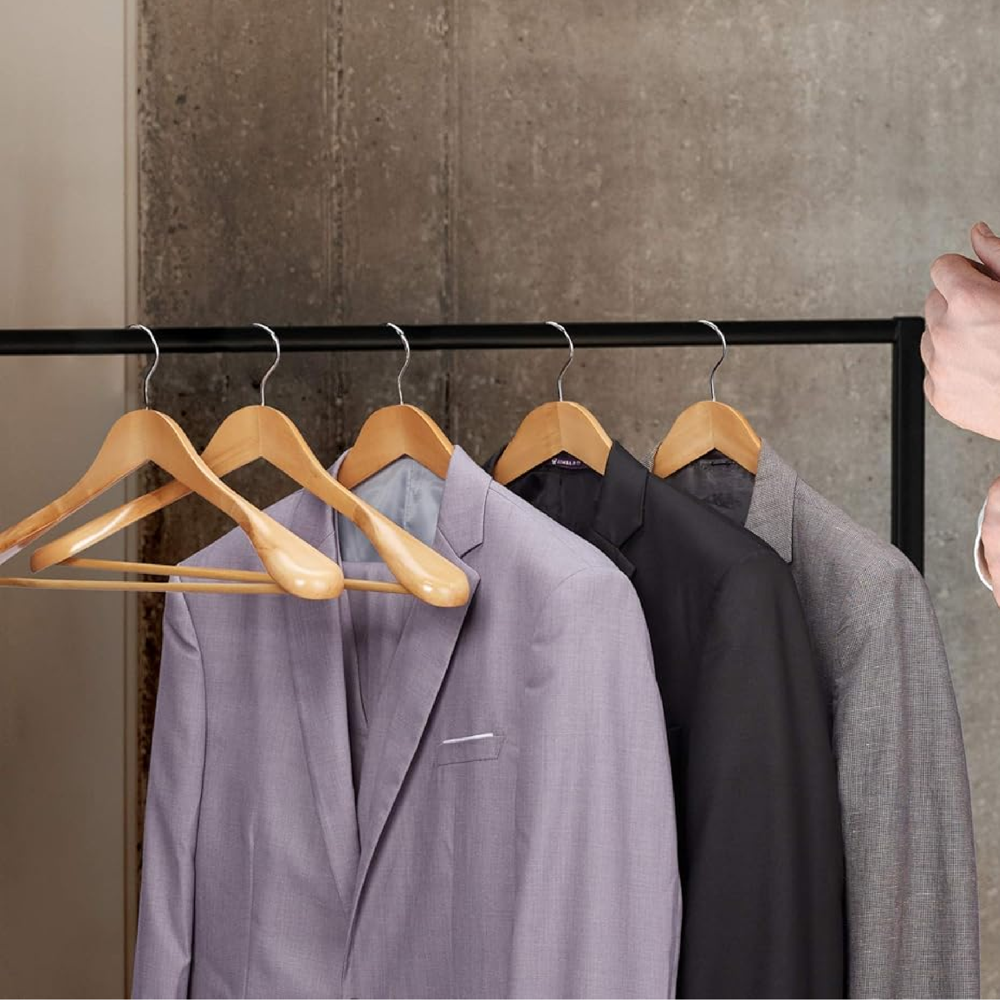 Alpha55 Cintre en bois pour manteau – Élégance & solidité