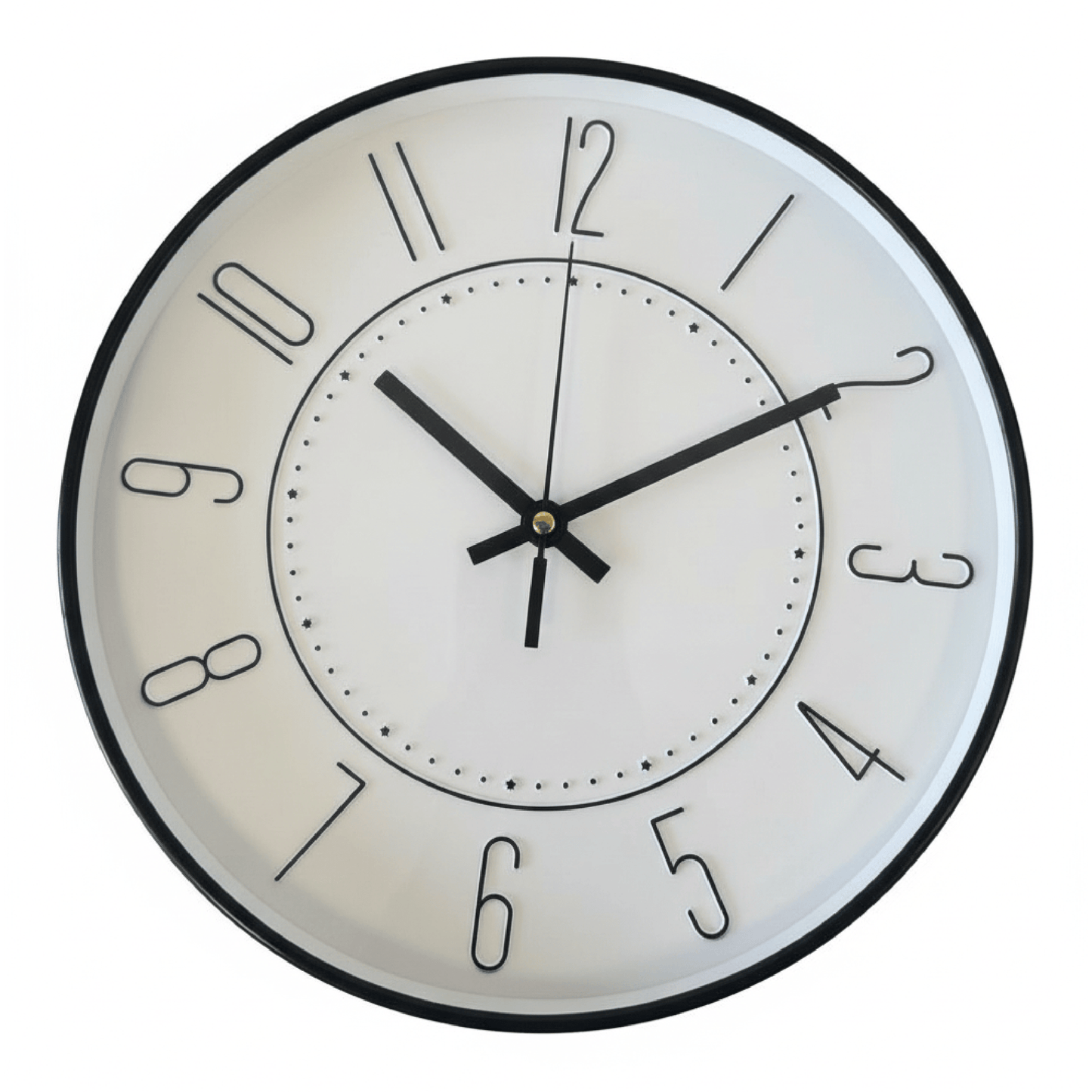 Alpha55 Horloge 3465B noire fond blanc chiffres fins