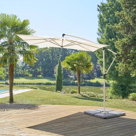 Alpha55 Parasol décentré Manoa 242 × 242 × 240 cm